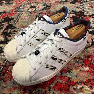 VERY GOOD Women's adidas Originals Superstar Shoes White Butterfly Recycled 6